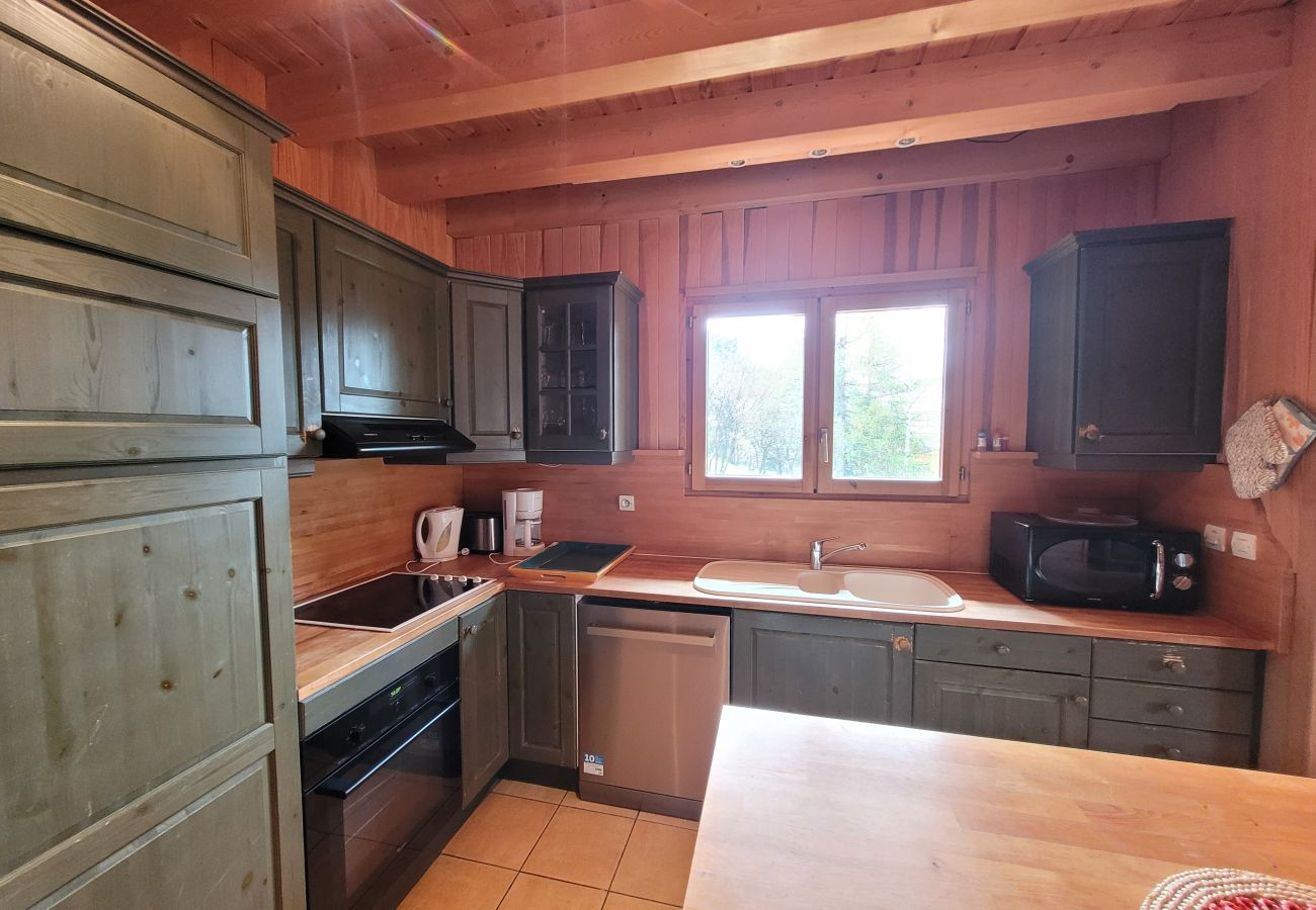 Chalet à Saint-Chaffrey - CHALET CONFORTABLE POUR 8 PERSONNES
