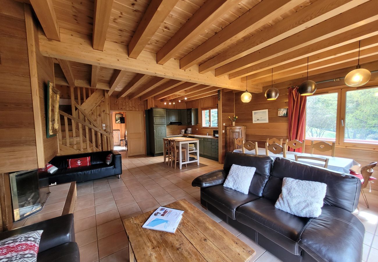 Chalet à Saint-Chaffrey - CHALET CONFORTABLE POUR 8 PERSONNES
