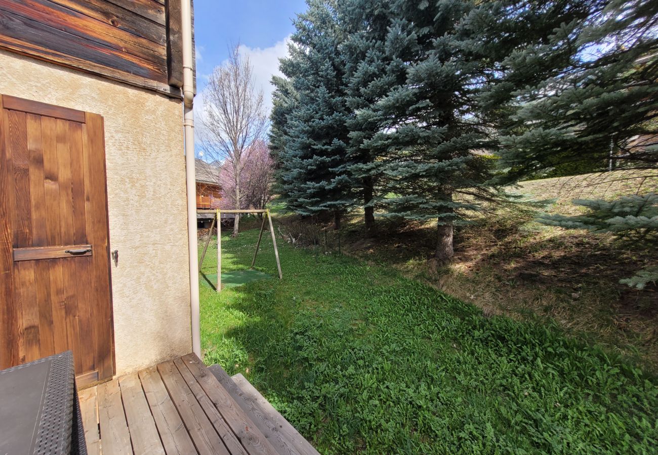 Chalet à Saint-Chaffrey - CHALET CONFORTABLE POUR 8 PERSONNES