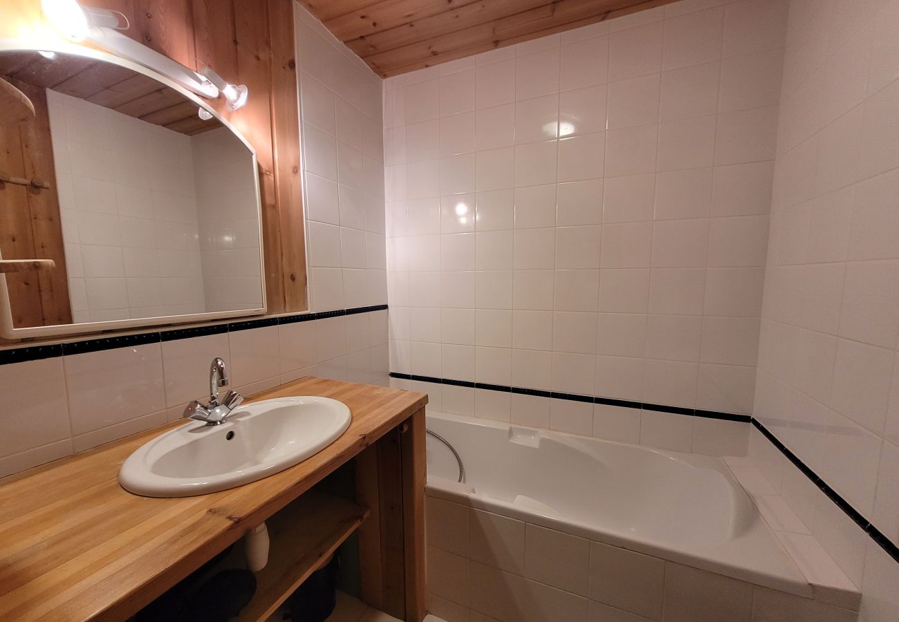 Chalet à Saint-Chaffrey - CHALET CONFORTABLE POUR 8 PERSONNES