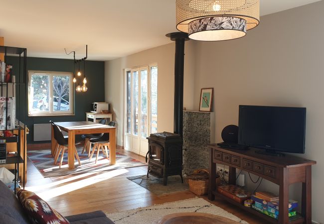 Appartement à Briançon - VUE IMPRENABLE POUR CE T3- 4 PERSONNES Appartement à Briançon - VUE IMPRENABLE POUR CE T3- 4 PERSONNES