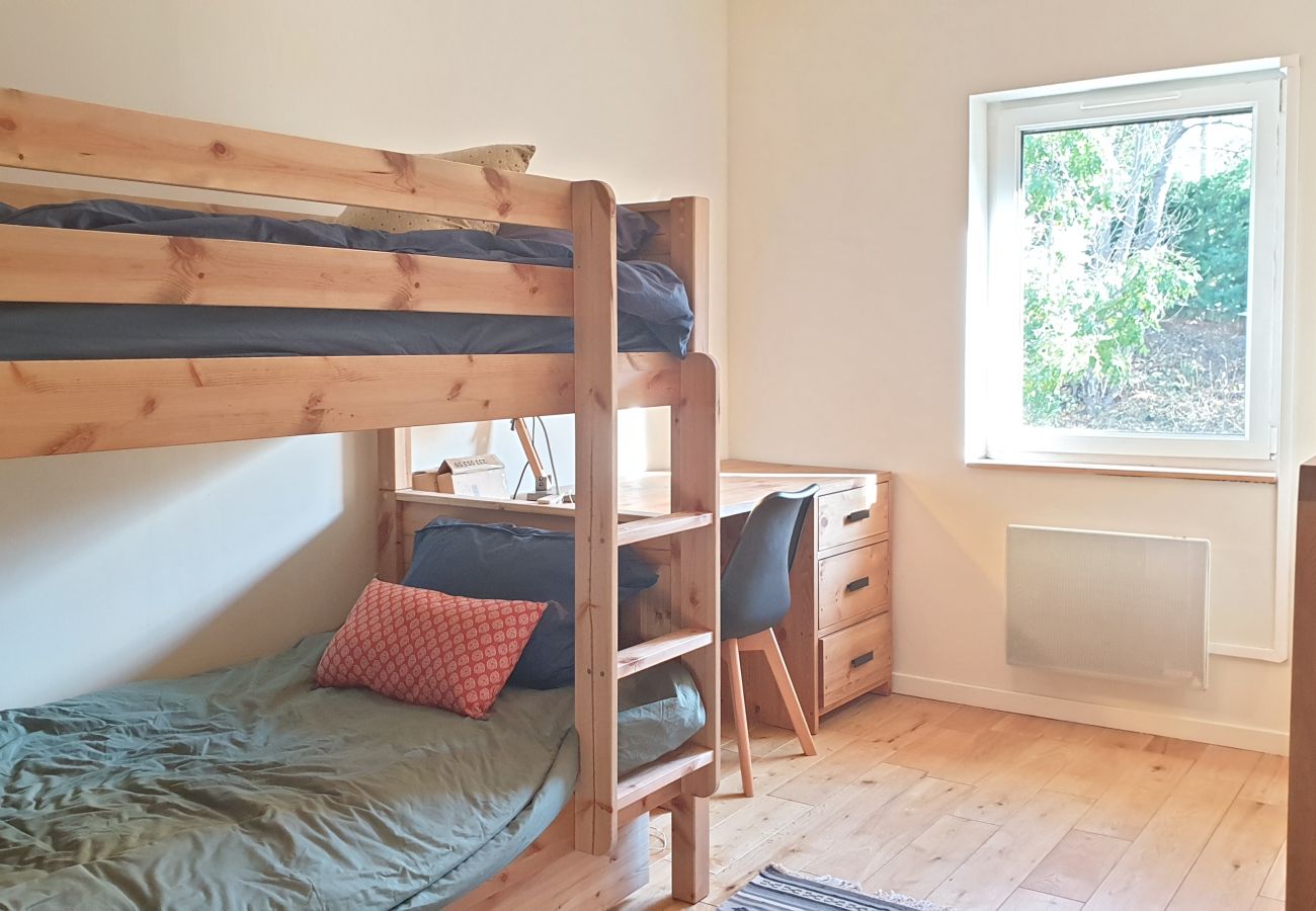 Appartement à Briançon - VUE IMPRENABLE POUR CE T3- 4 PERSONNES