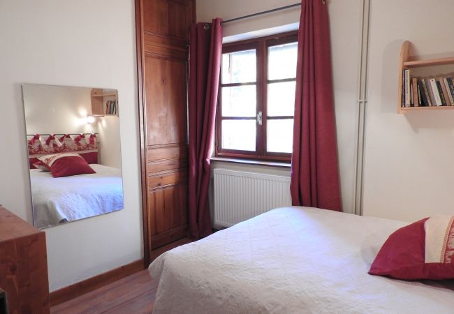 Maison mitoyenne à Chantemerle - A DEUX PAS DES PISTES-MAISON  12 PERSONNES  Maison mitoyenne à Chantemerle - A DEUX PAS DES PISTES-MAISON  12 PERSONNES