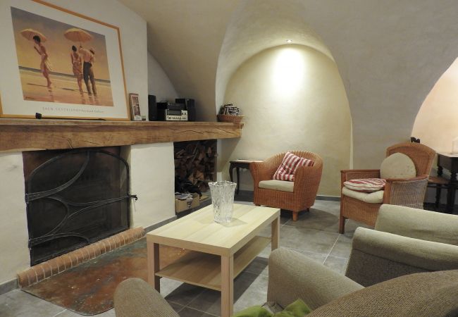 Maison mitoyenne à Chantemerle - A DEUX PAS DES PISTES-MAISON  12 PERSONNES  Maison mitoyenne à Chantemerle - A DEUX PAS DES PISTES-MAISON  12 PERSONNES