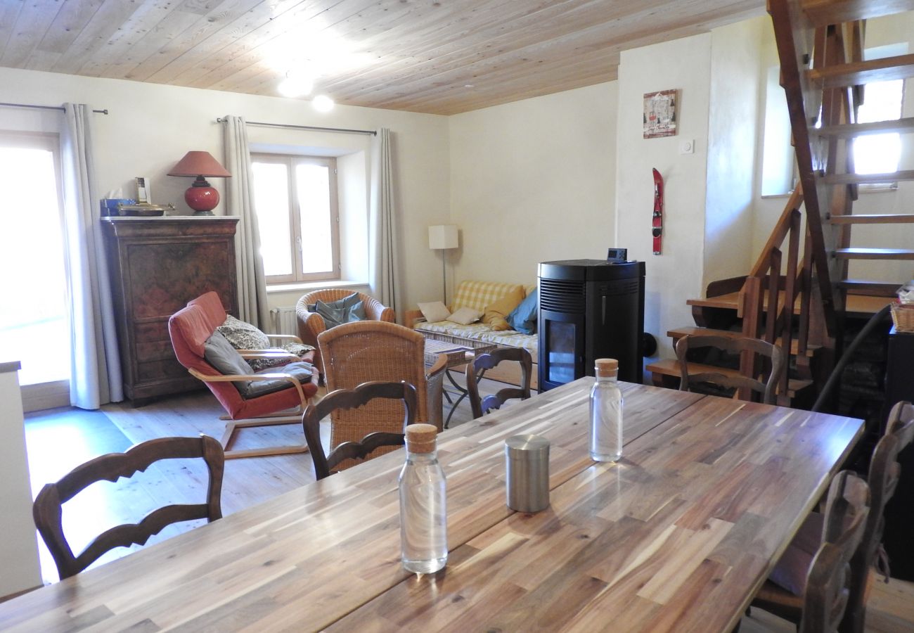 Maison mitoyenne à Chantemerle - A DEUX PAS DES PISTES-MAISON *** 12 PERSONNES 