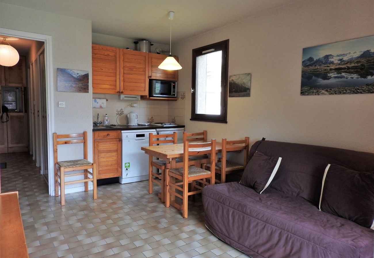 Appartement à Le Monêtier-les-Bains - Studio coin montagne avec jardin 