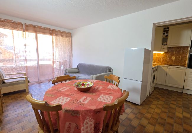 Appartement à Briançon - Grand studio + coin montagne au pied des pistes - 4 personnes 