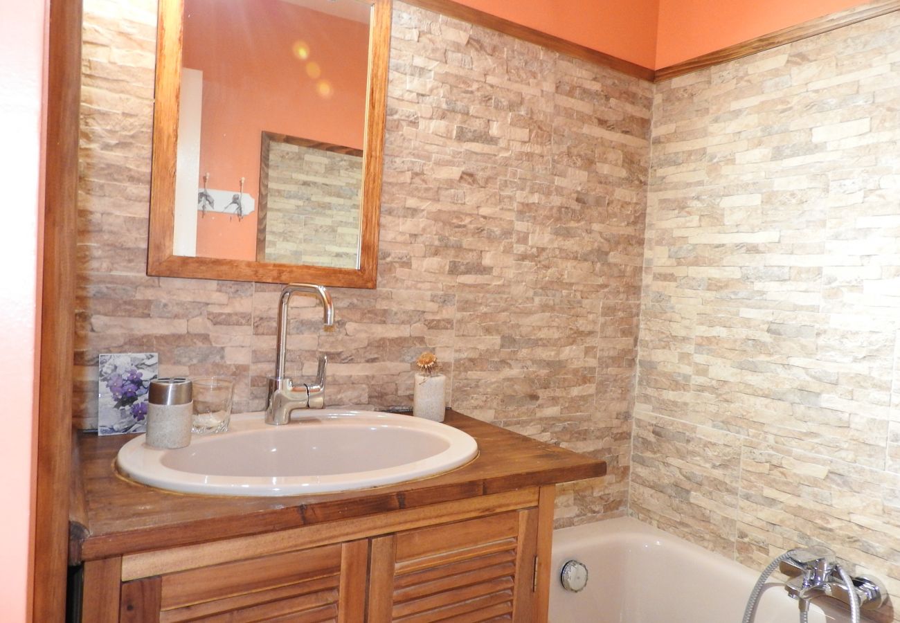 Appartement à Briançon - Coquet T3 au pied des pistes - 6 personnes 