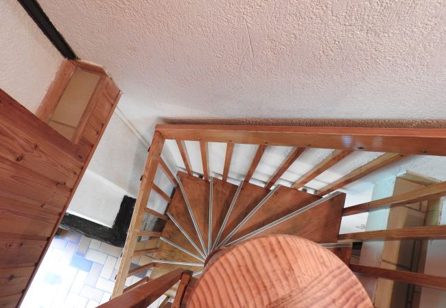 Appartement à Le Monêtier-les-Bains - 3 PIÈCES 55 M² T2 CM PLEIN SUD POUR 6 PERSONNES Appartement à Le Monêtier-les-Bains - 3 PIÈCES 55 M² T2 CM PLEIN SUD POUR 6 PERSONNES