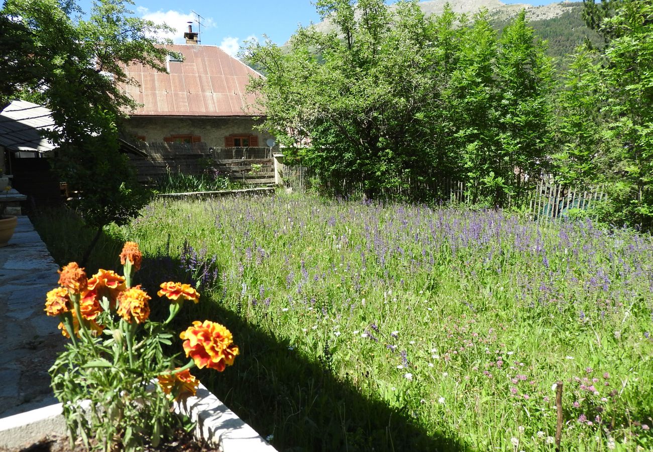 Appartement à La Salle-les-Alpes - Superbe maison de village au pied des pistes