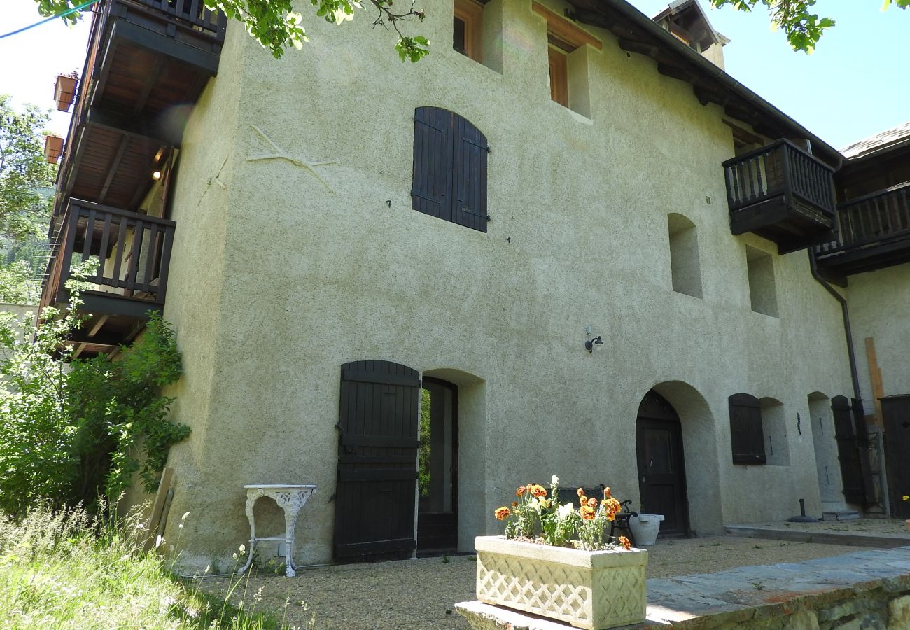 Appartement à La Salle-les-Alpes - Superbe maison de village au pied des pistes