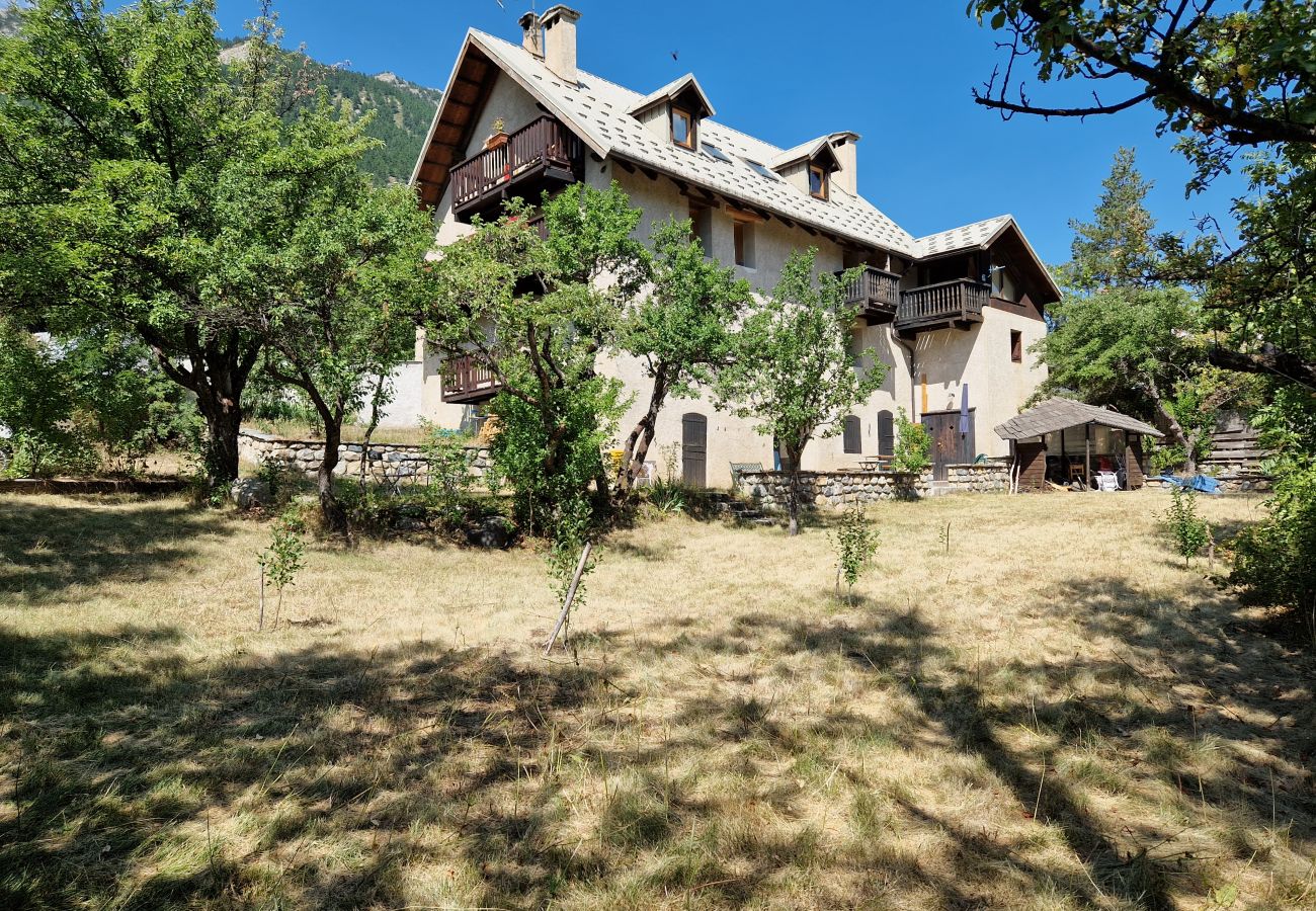 Appartement à La Salle-les-Alpes - Superbe maison de village au pied des pistes