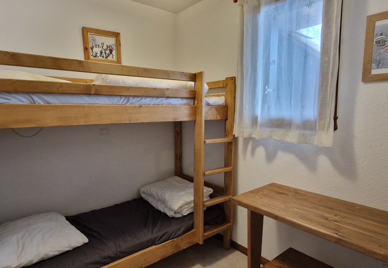 Appartement à Saint-Chaffrey - Agréable T2 + cm sur les hauteurs, belle vue dégagée