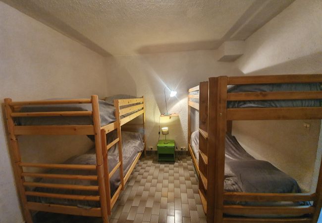 Appartement à Chantemerle - T2 en duplex + coin montagne au pied des pistes 6 personnes Appartement à Chantemerle - T2 en duplex + coin montagne au pied des pistes 6 personnes