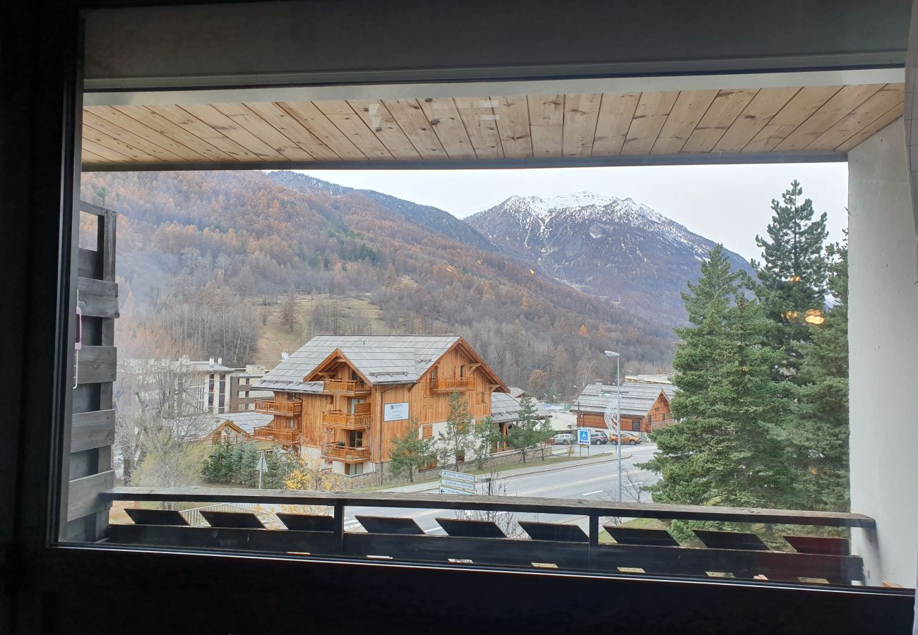 Appartement à Chantemerle - T2 en duplex + coin montagne au pied des pistes 6 personnes
