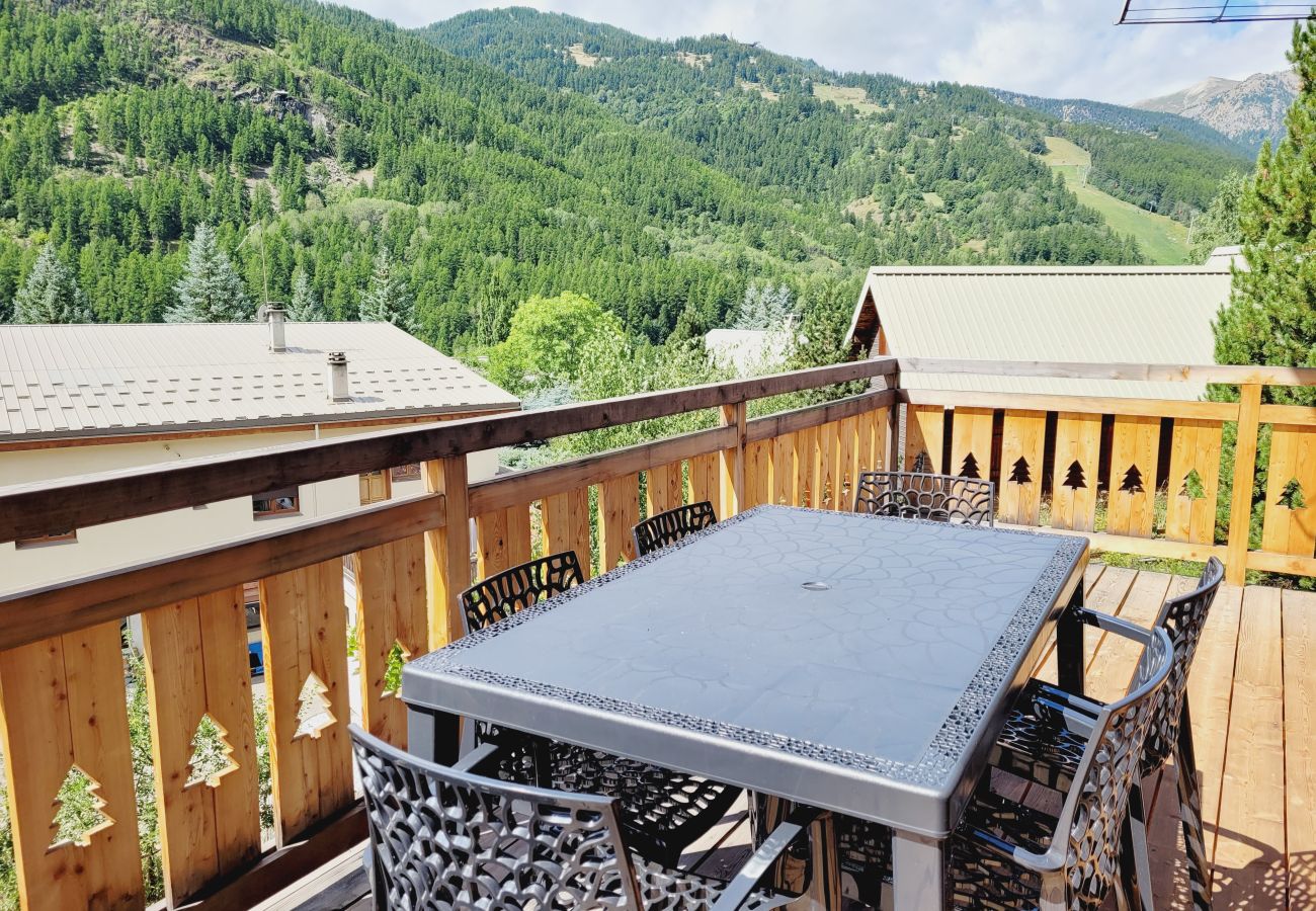 Chalet à Saint-Chaffrey - Chaleureux chalet ** pour 6 personnes, Saint-Chaffrey
