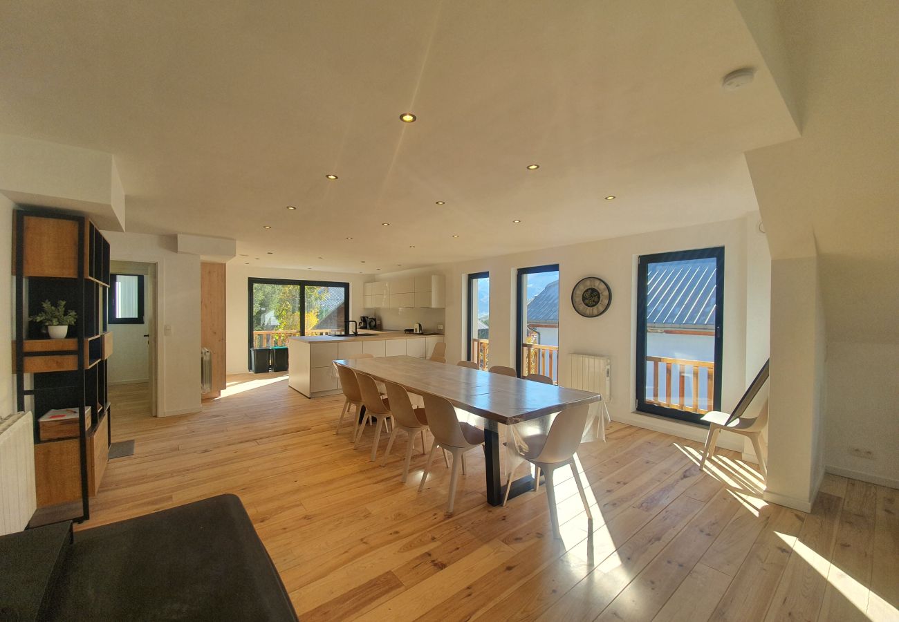 Maison à Saint-Chaffrey - Maison 10 personnes, Saint-Chaffrey