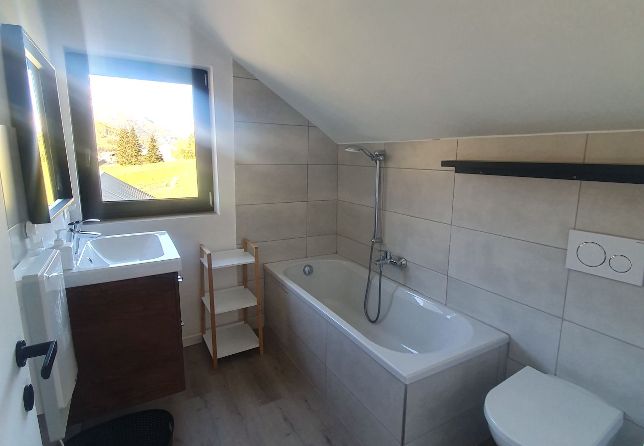 Maison à Saint-Chaffrey - Maison 10 personnes, Saint-Chaffrey