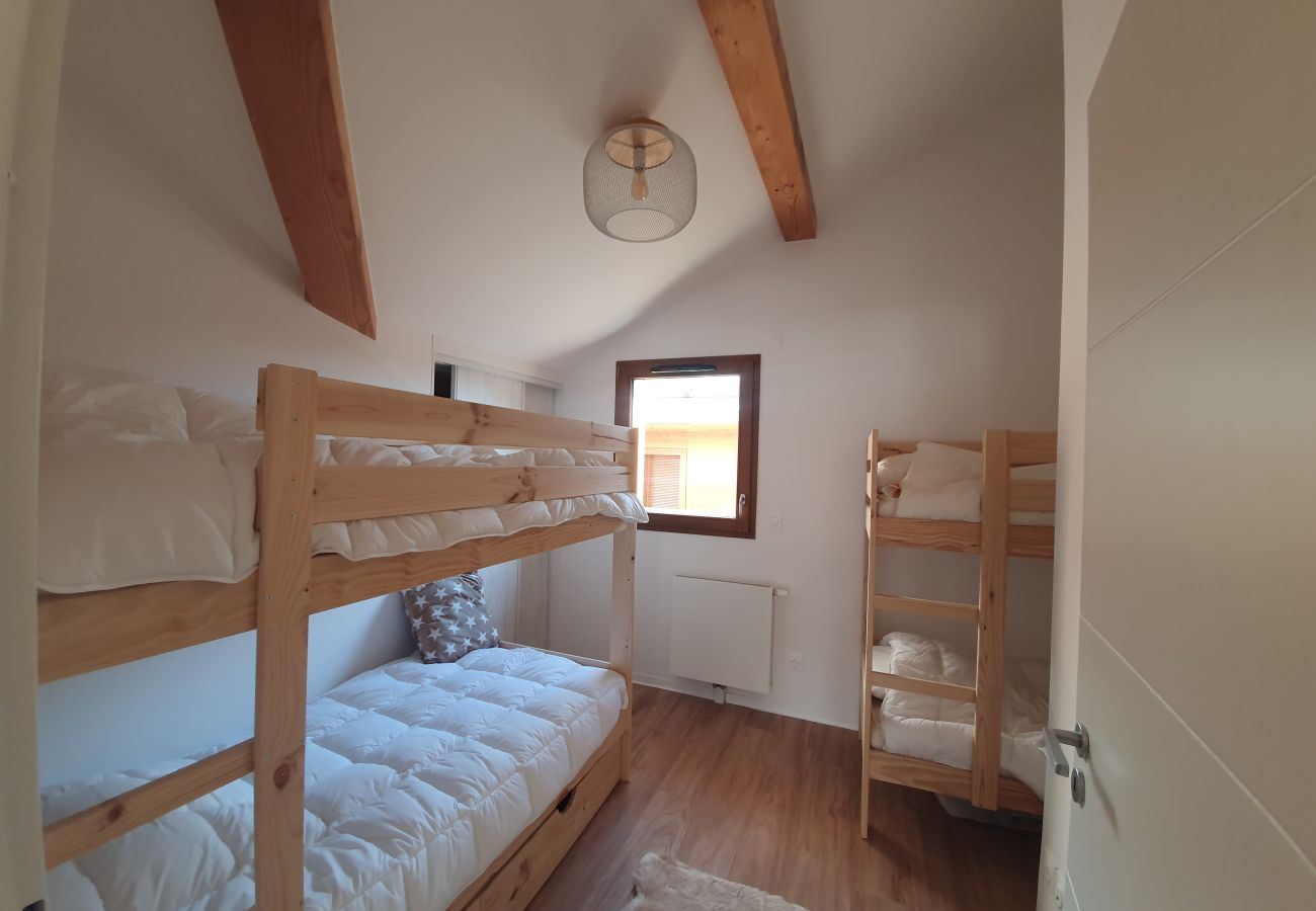 Appartement à Le Monêtier-les-Bains - T4 neuf pour 8 personnes
