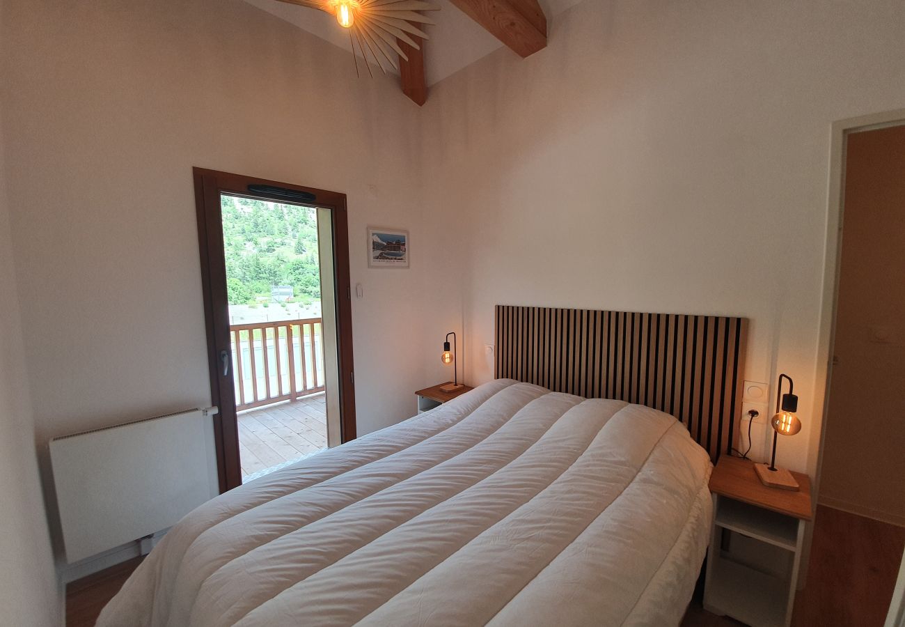 Appartement à Le Monêtier-les-Bains - T4 neuf pour 8 personnes