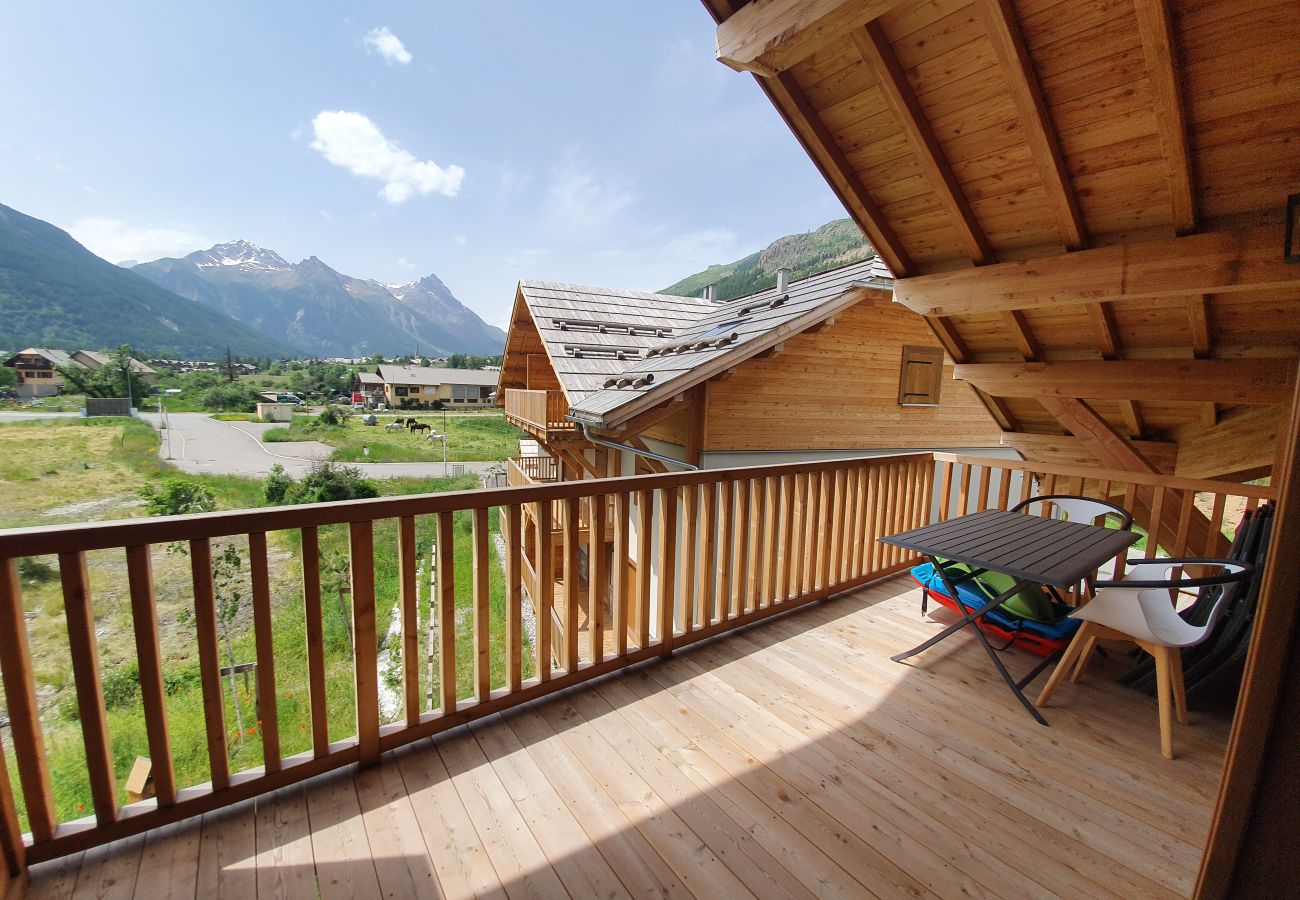 Appartement à Le Monêtier-les-Bains - T4 neuf pour 8 personnes