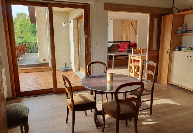 Maison à Puy-Saint-Pierre - Spacieuse maison pour 10 personnes. Maison à Puy-Saint-Pierre - Spacieuse maison pour 10 personnes.