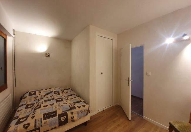 Maison à Puy-Saint-Pierre - Spacieuse maison pour 10 personnes. Maison à Puy-Saint-Pierre - Spacieuse maison pour 10 personnes.