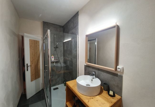 Maison à Puy-Saint-Pierre - Spacieuse maison pour 10 personnes. Maison à Puy-Saint-Pierre - Spacieuse maison pour 10 personnes.