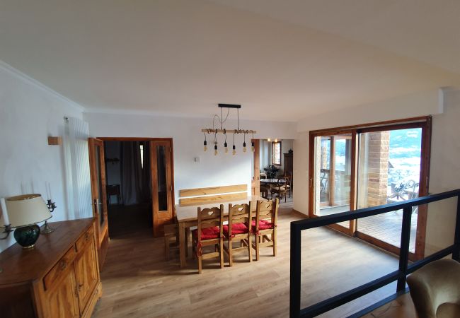 Maison à Puy-Saint-Pierre - Spacieuse maison pour 10 personnes. Maison à Puy-Saint-Pierre - Spacieuse maison pour 10 personnes.