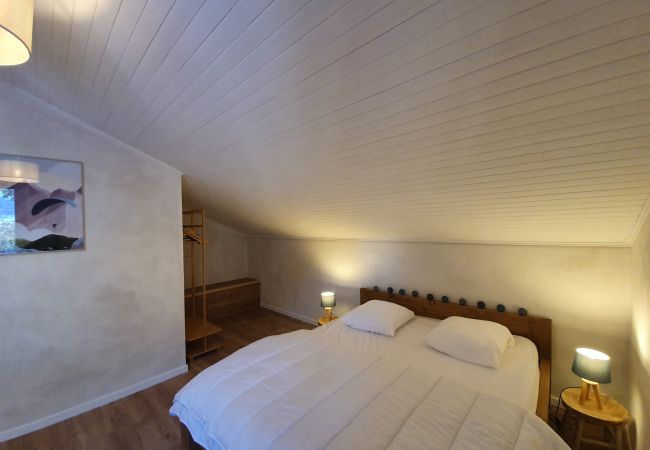 Maison à Puy-Saint-Pierre - Spacieuse maison pour 10 personnes. Maison à Puy-Saint-Pierre - Spacieuse maison pour 10 personnes.