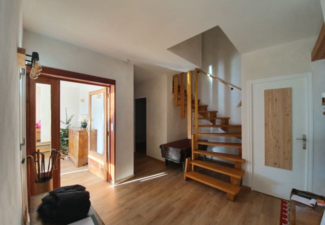 Maison à Puy-Saint-Pierre - Spacieuse maison pour 10 personnes. Maison à Puy-Saint-Pierre - Spacieuse maison pour 10 personnes.