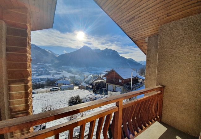 Maison à Puy-Saint-Pierre - Spacieuse maison pour 10 personnes. Maison à Puy-Saint-Pierre - Spacieuse maison pour 10 personnes.