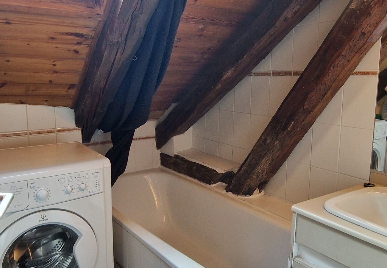 Appartement à Le Monêtier-les-Bains - Coquet T2 mezzanine en duplex au cachet montagne