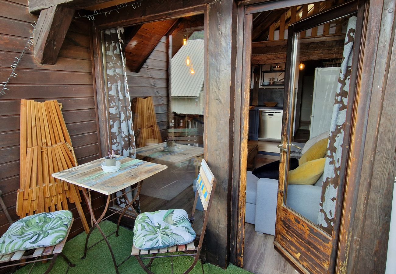 Appartement à Le Monêtier-les-Bains - Coquet T2 mezzanine en duplex au cachet montagne