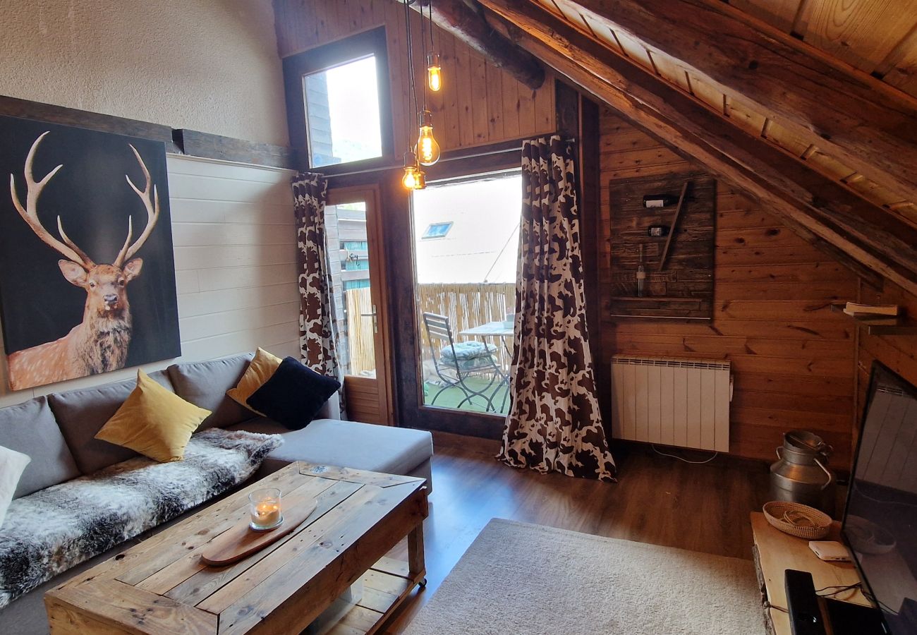 Appartement à Le Monêtier-les-Bains - Coquet T2 mezzanine en duplex au cachet montagne