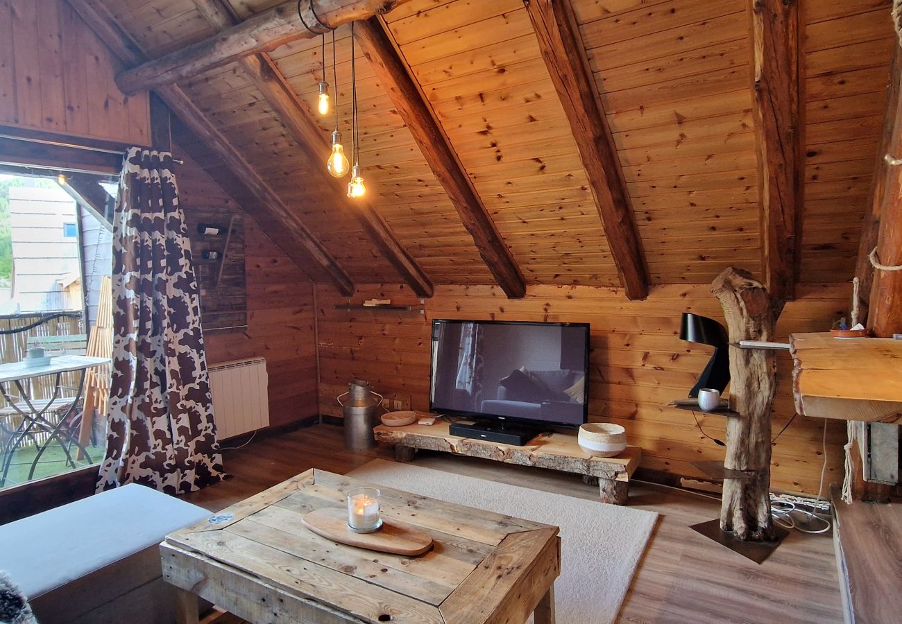 Appartement à Le Monêtier-les-Bains - Coquet T2 mezzanine en duplex au cachet montagne