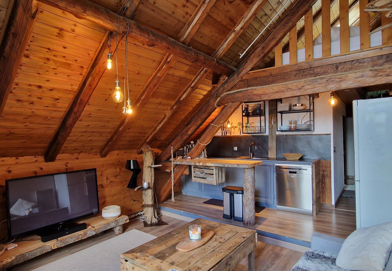 Appartement à Le Monêtier-les-Bains - Coquet T2 mezzanine en duplex au cachet montagne