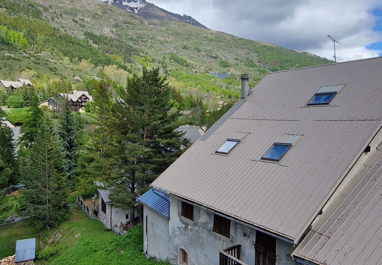 Appartement à Le Monêtier-les-Bains - Coquet T2 mezzanine en duplex au cachet montagne