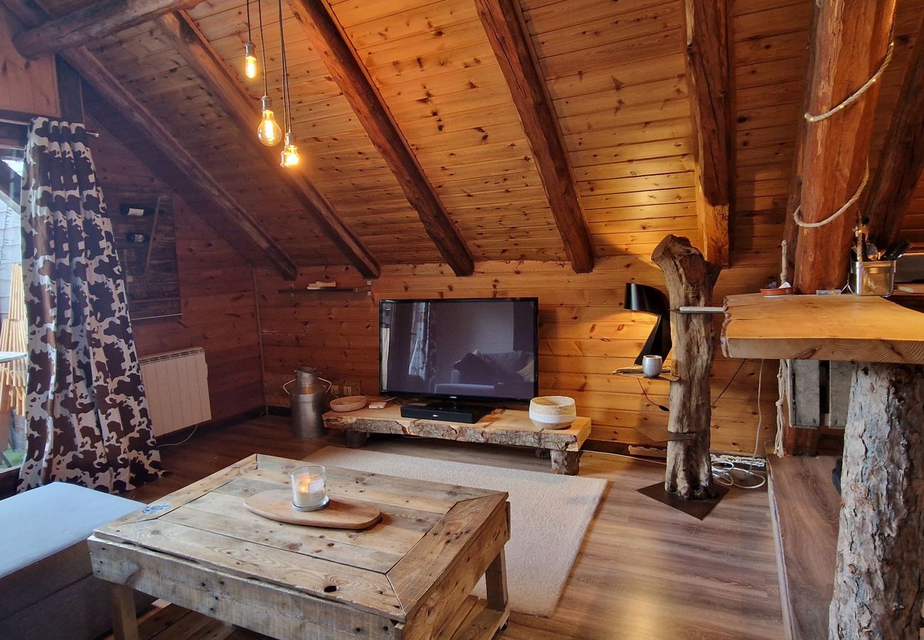 Appartement à Le Monêtier-les-Bains - Coquet T2 mezzanine en duplex au cachet montagne