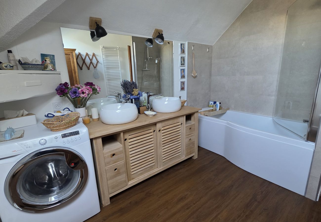 Appartement à Briançon - Charmant T3 en centre ville