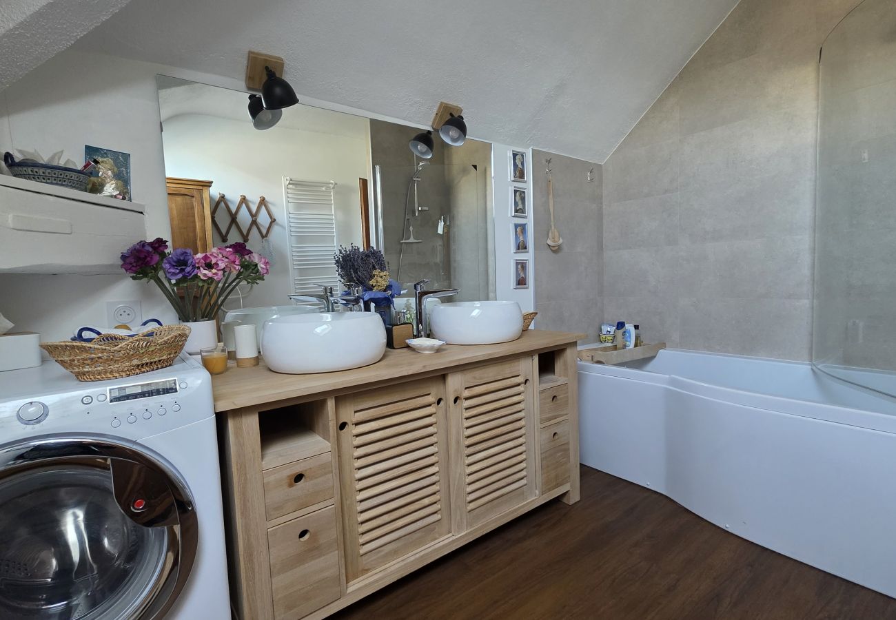 Appartement à Briançon - Charmant T3 en centre ville
