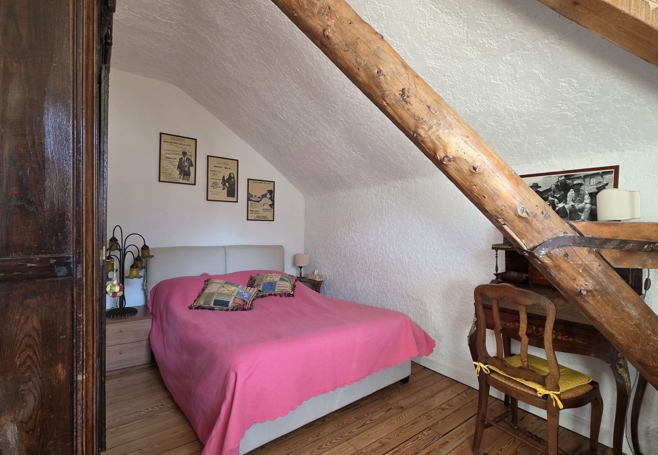 Appartement à Briançon - Charmant T3 en centre ville