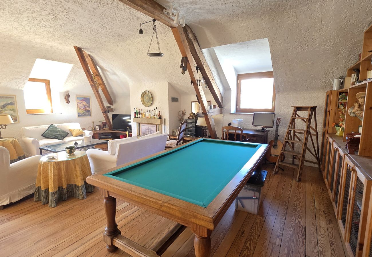 Appartement à Briançon - Charmant T3 en centre ville