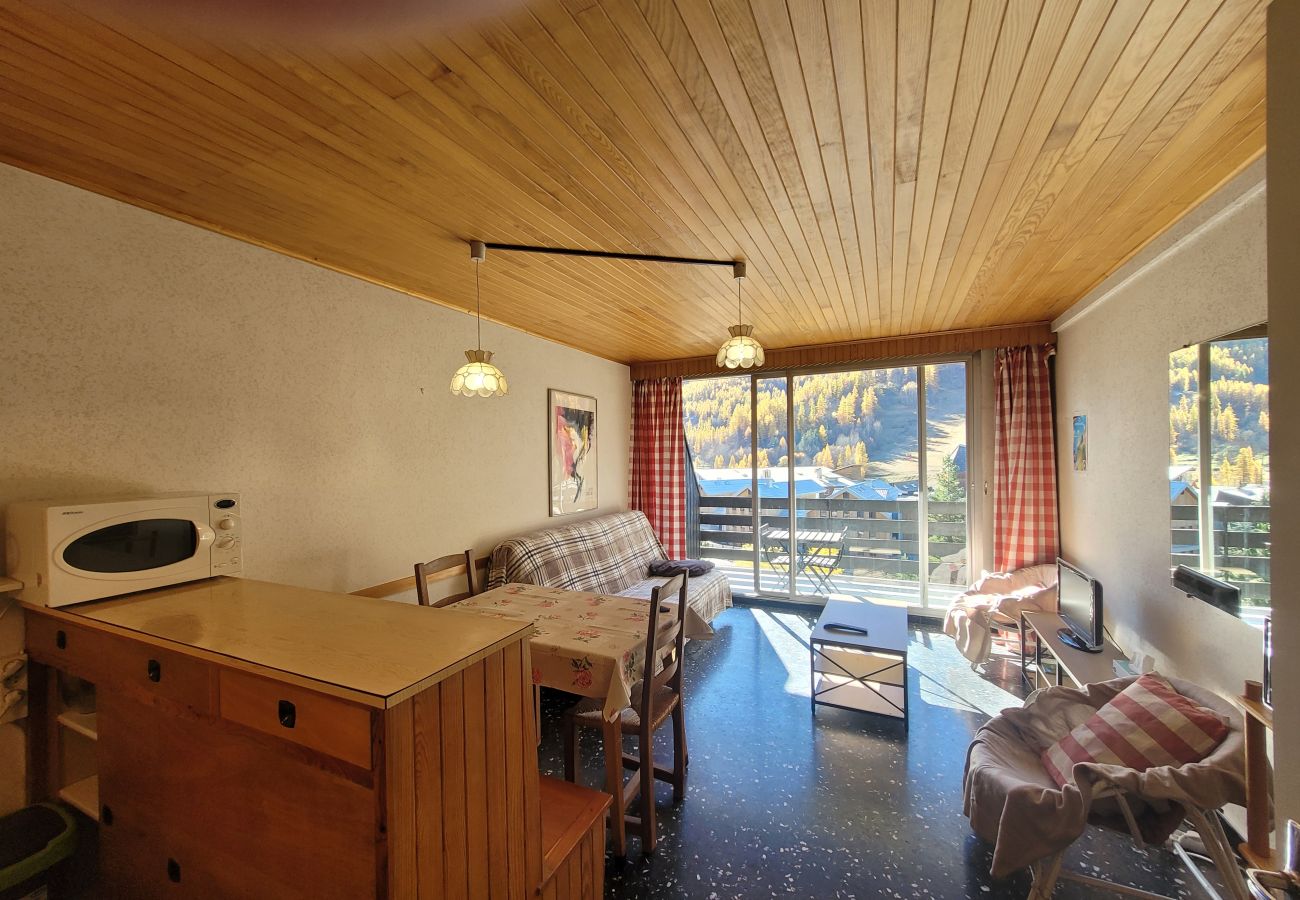 Appartement à Saint-Chaffrey - Studio + cm proche pistes 4 personnes