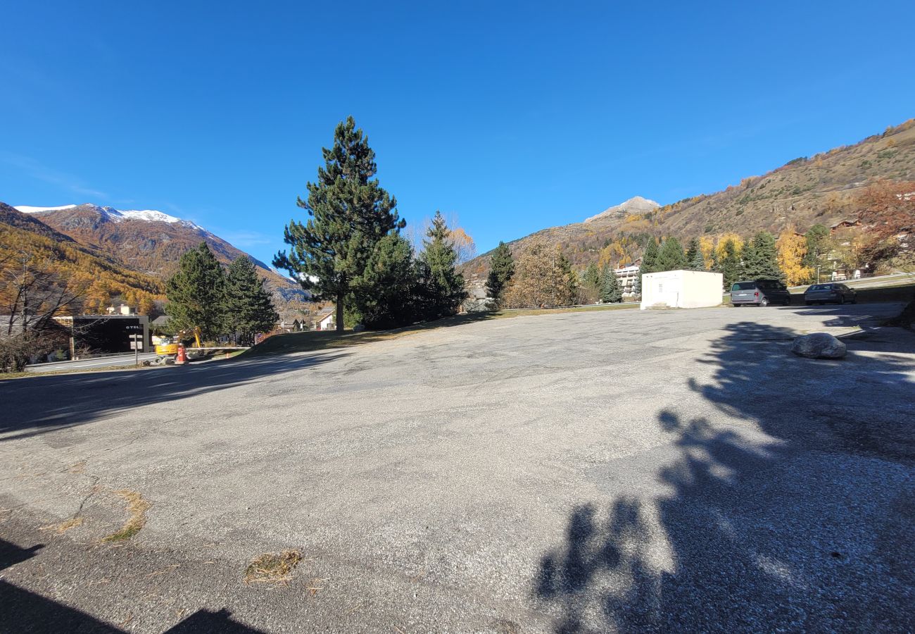 Appartement à Saint-Chaffrey - Studio + cm proche pistes 4 personnes